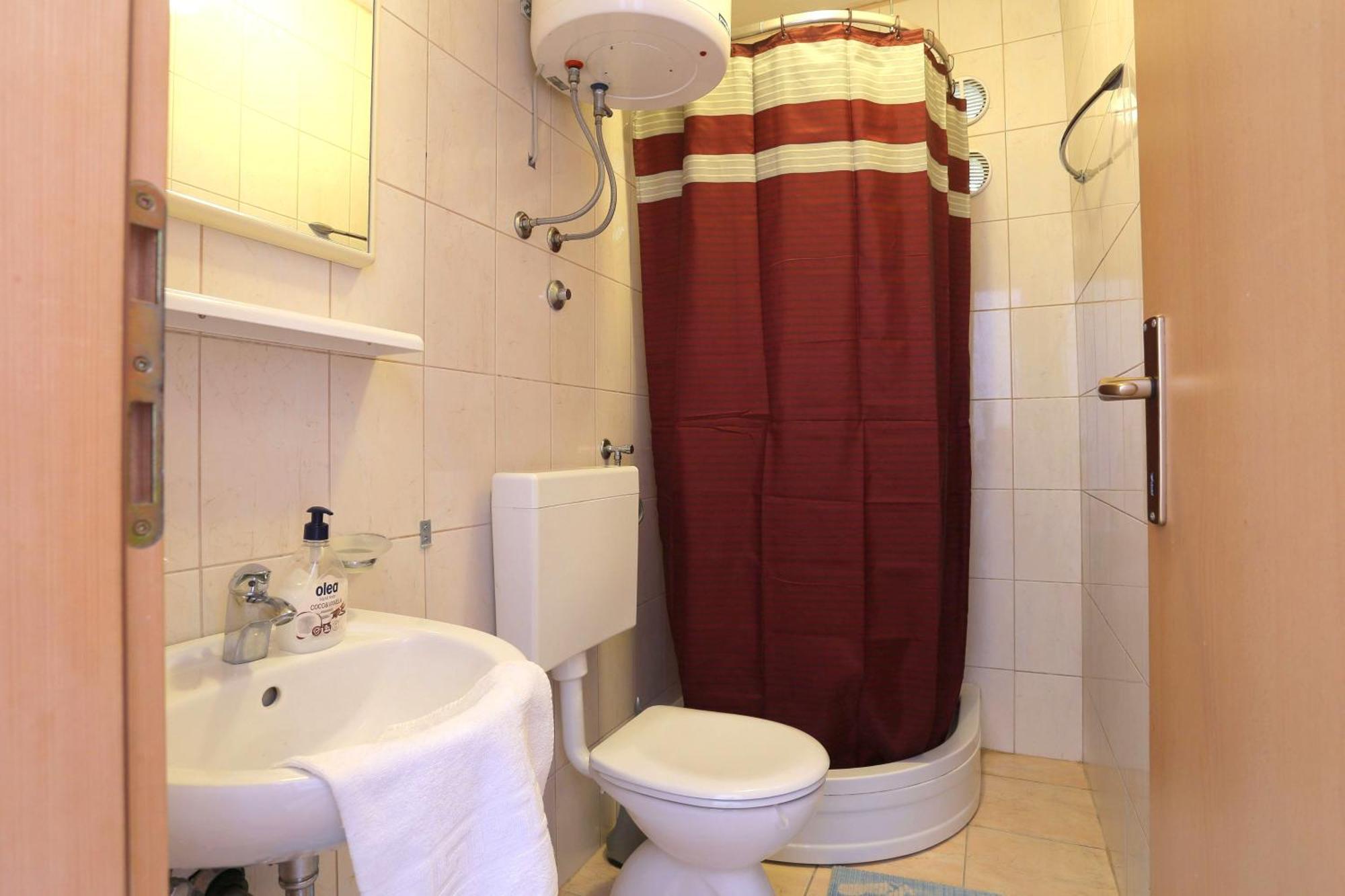 Double Room Tucepi 5263D 外观 照片